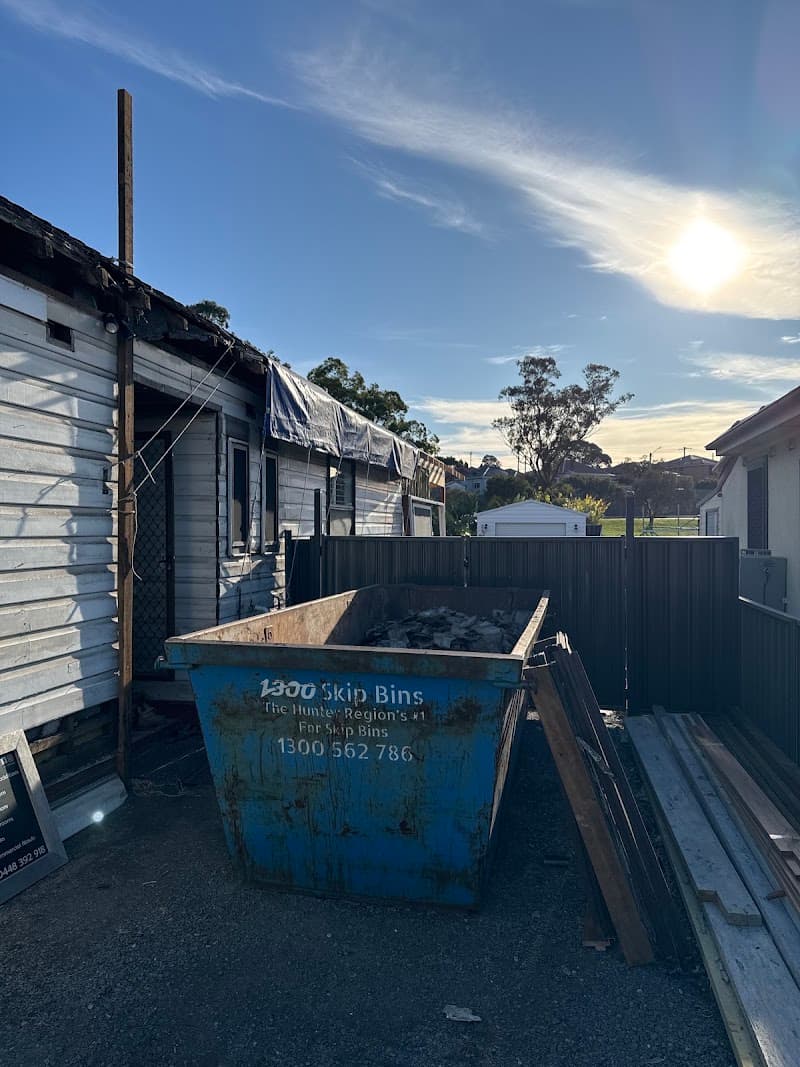 1300 Skip Bins Newcastle and Lake Macquarie rubbish removal work in Kahibah