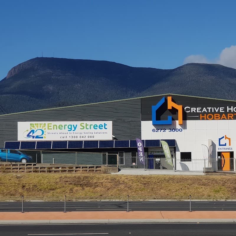 42 Energy Street solar panel installation work in Glenorchy