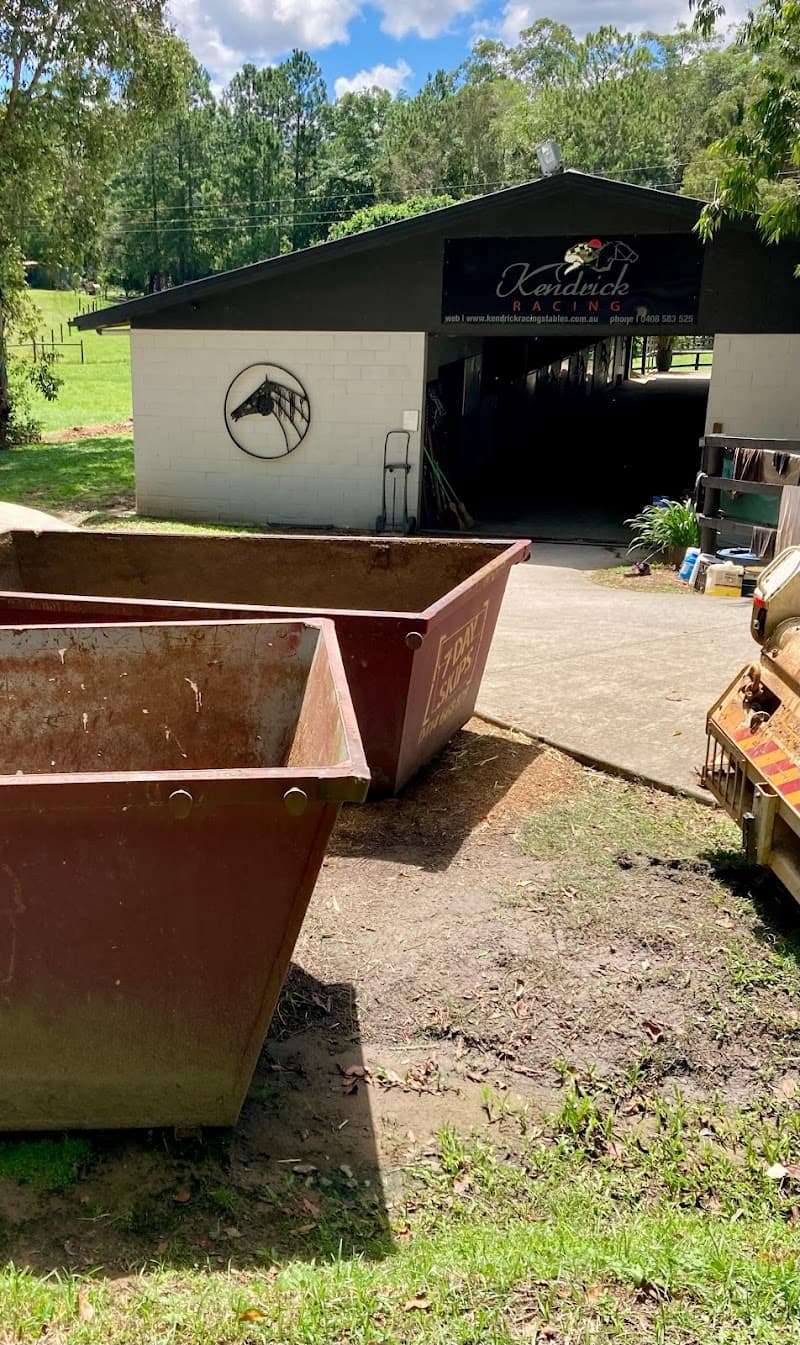 7 Day Skips | Yes We Deliver 7 Days Per Week Sunshine Coast and Hinterland rubbish removal work in Mudjimba
