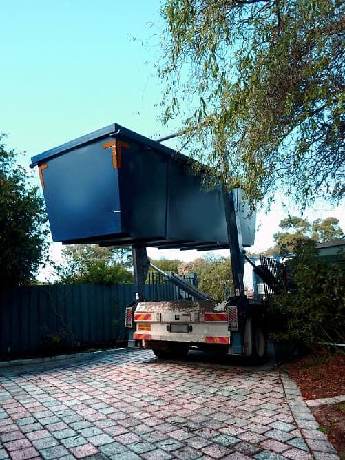 7 Skip Bins Sydney rubbish removal work in Greenacre