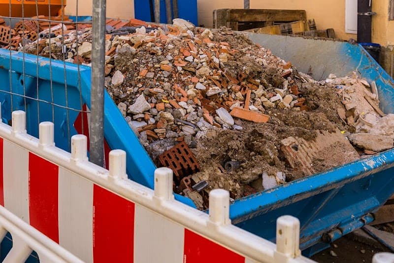 7 Skip Bins Sydney rubbish removal work in Greenacre