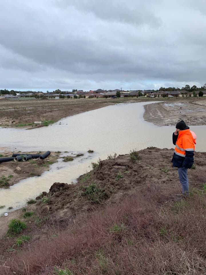 A & F Peterkin Earthmoving demolition work in Warrenheip
