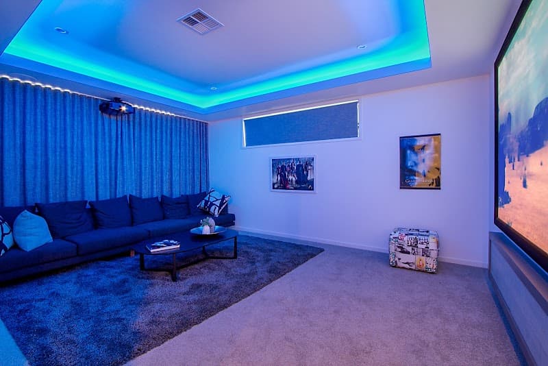 A Curtains and Blinds curtains & blinds work in Burleigh Heads