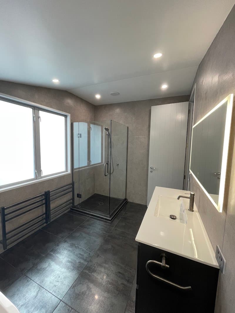 A Grade Plumbing and Gas - Plumber Brisbane plumber work in Murarrie