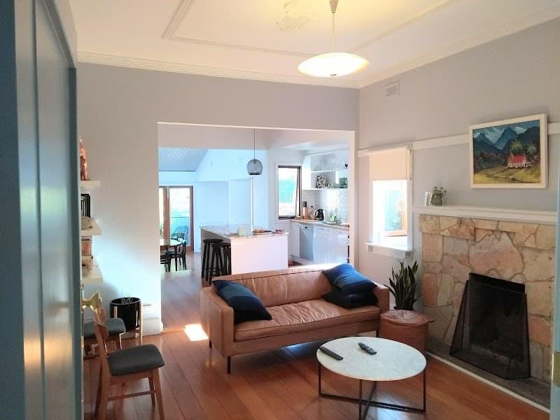 A lick of hue carpentry work in Melbourne