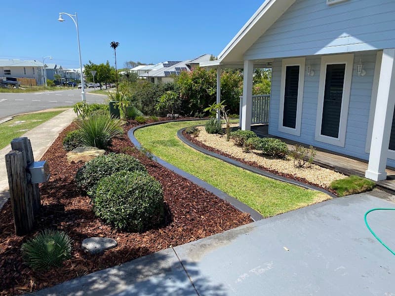 A Plus Lawn Maintenance lawn care work in Gwandalan