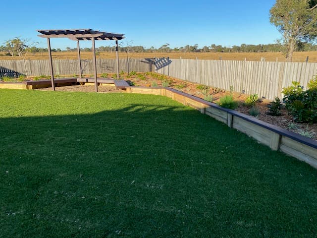 A Touch of Paradise Landscaping and Construction gardening work in Bundaberg Central
