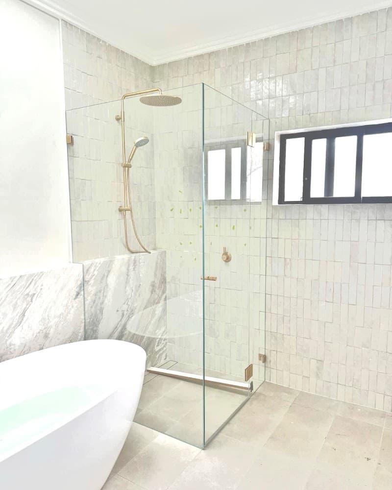 A1 Frameless - Glazing & Frameless Glass glass & glazier work in Cronulla