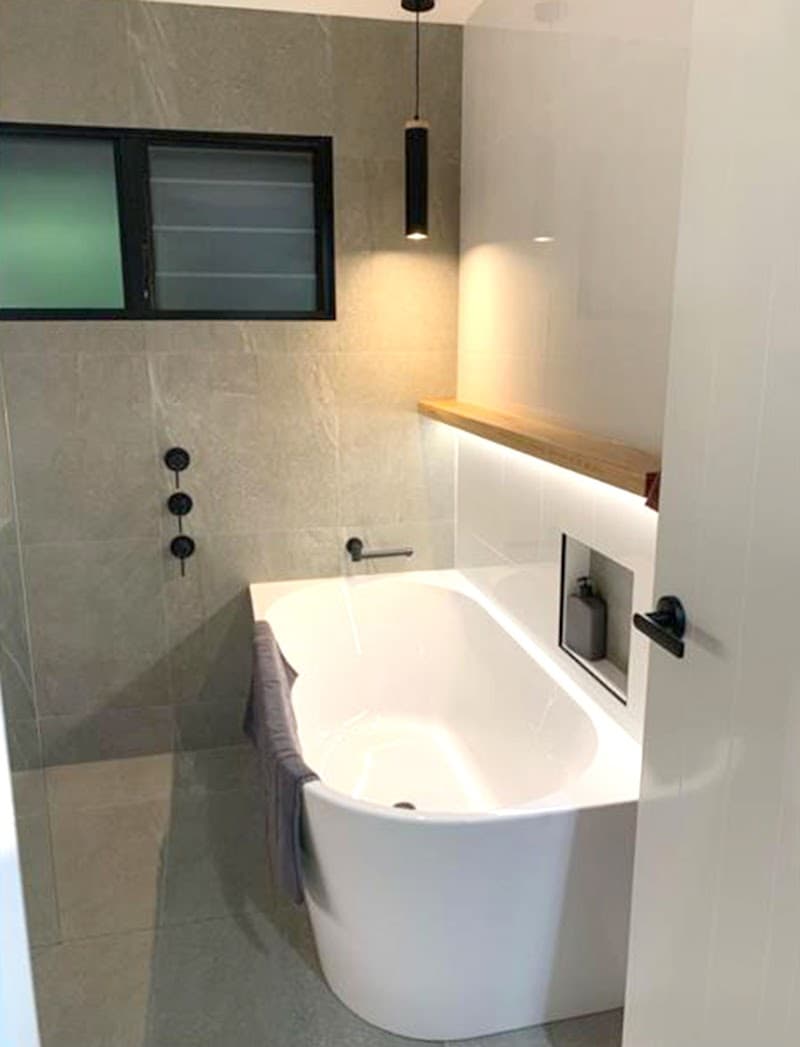 A2Z Renovations bathroom renovation work in Riverhills