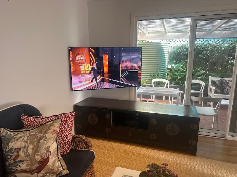 AAA Antenna & Telephone Installations pty ltd antenna & tv work in Deagon