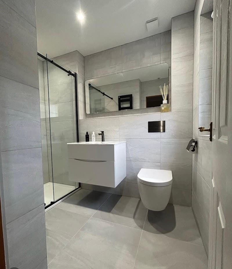AAA Build bathroom renovation work in Dingley Village