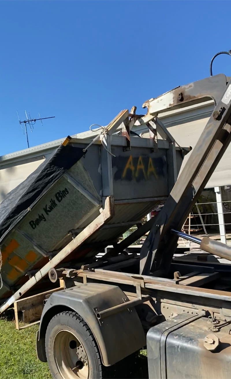 AAA SKIP BINS Bundaberg rubbish removal work in Millbank