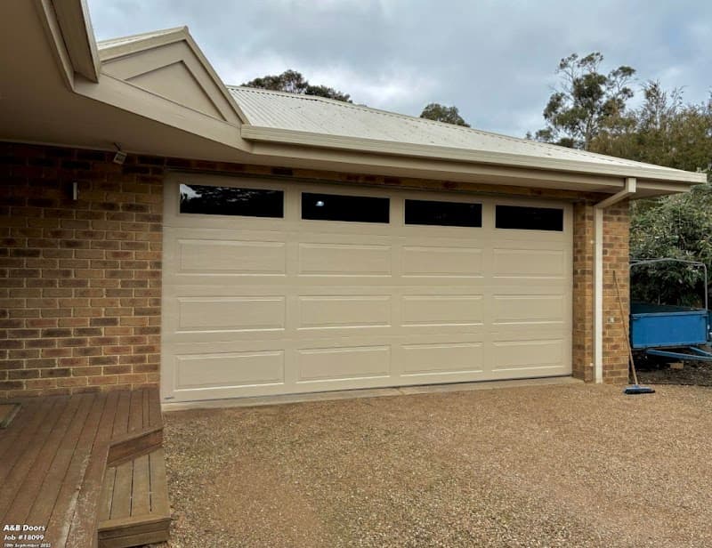 A&B Doors garage doors work in Mount Martha