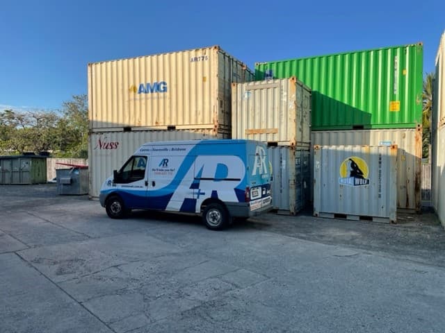 A&R Removals removalist work in Manunda
