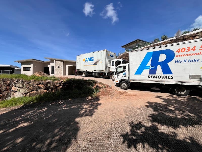 A&R Removals removalist work in Manunda