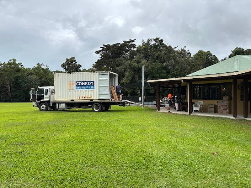 A&R Removals removalist work in Manunda
