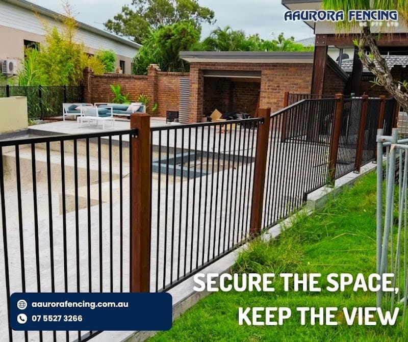 Aaurora Fencing Gold coast fencing work in Nerang