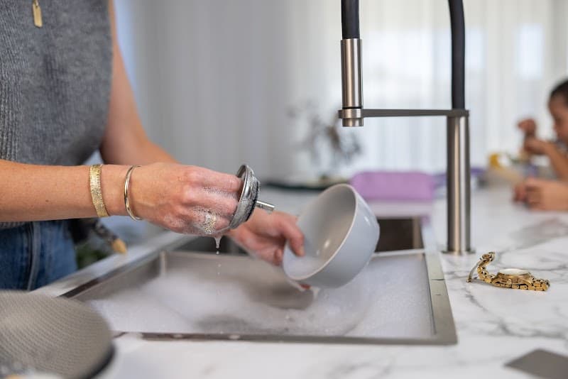 aba PLUMBING + GAS plumber work in Stepney