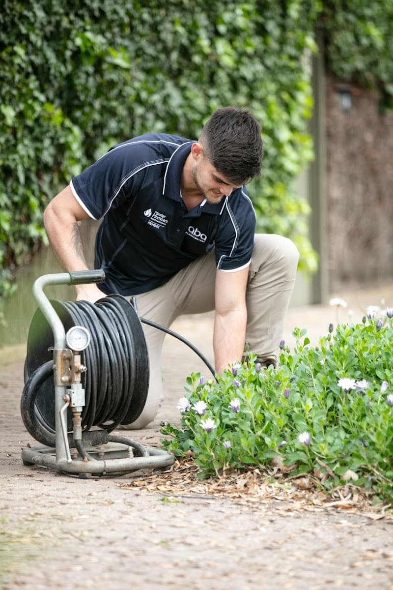 aba PLUMBING + GAS plumber work in Stepney