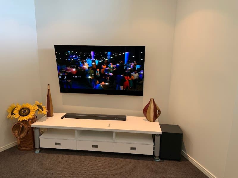 Abbott Antennas and Audio antenna & tv work in Urangan