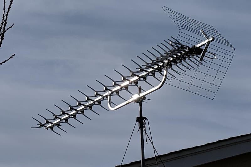 Abbott Antennas and Audio antenna & tv work in Urangan