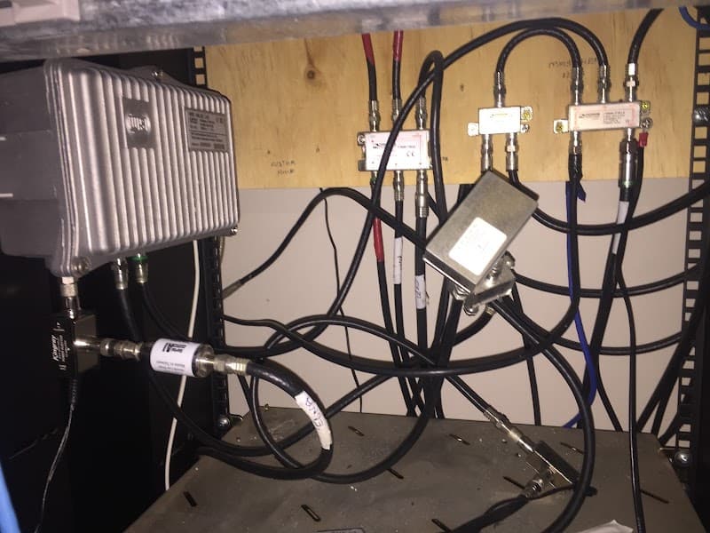 Abbott Antennas and Audio antenna & tv work in Urangan