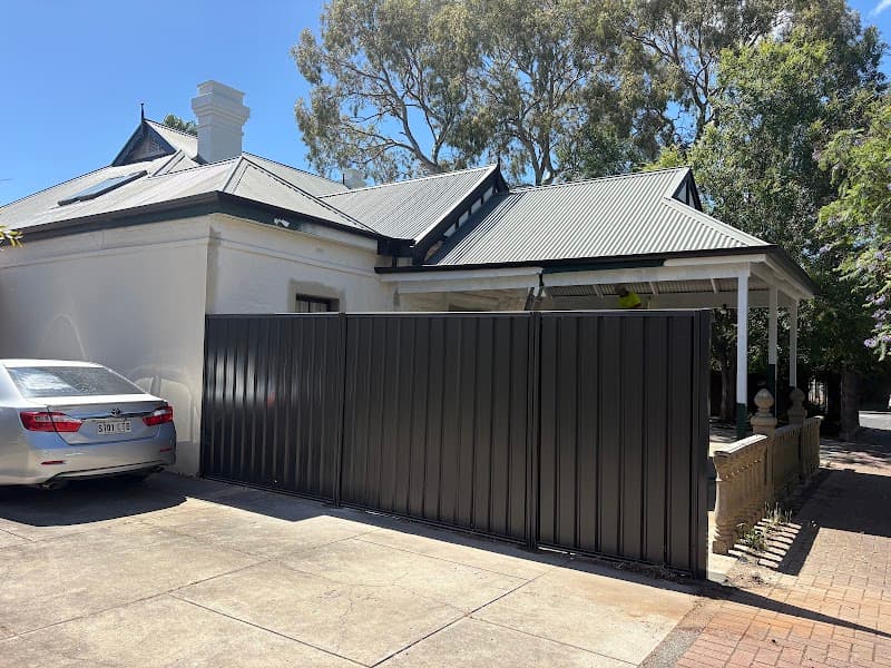 Abode Fencing Adelaide fencing work in Melrose Park