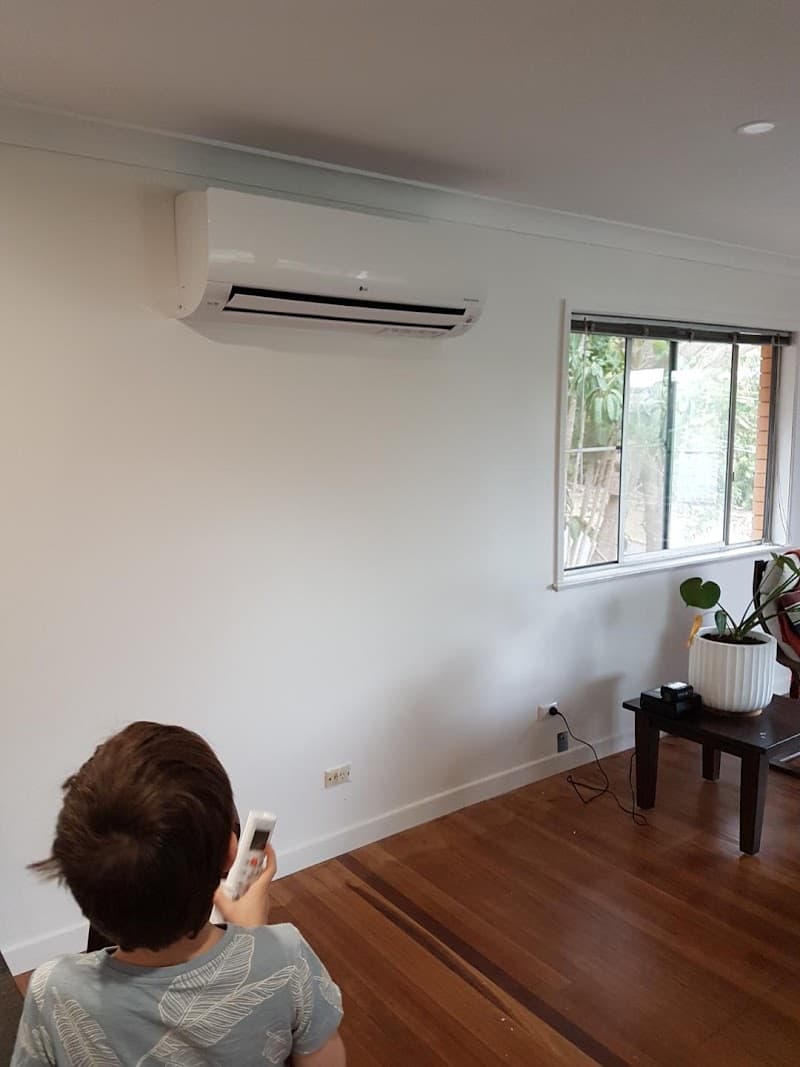 AC Plus Brisbane air conditioning work in Kenmore
