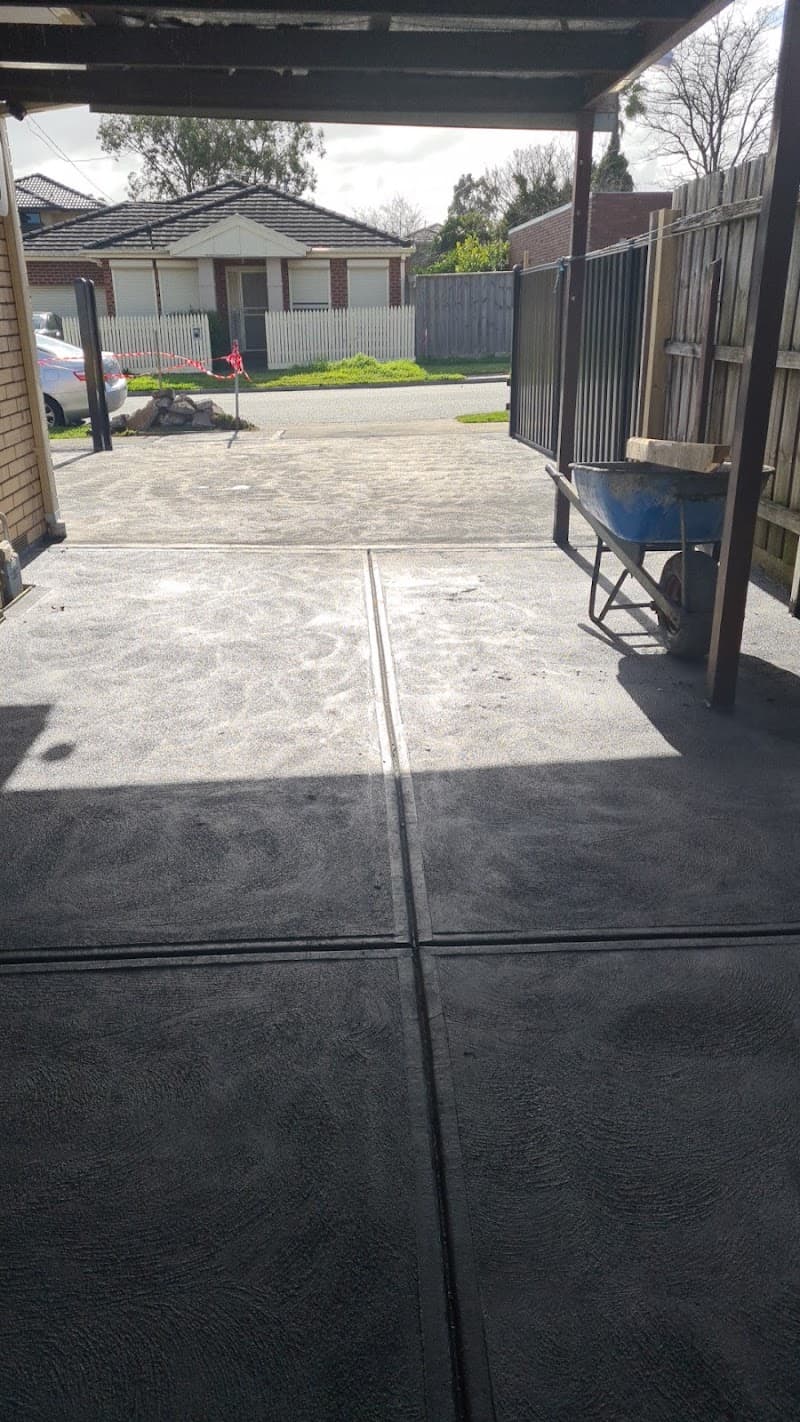 ACE LANDSCAPING SOLUTIONS fencing work in Dandenong