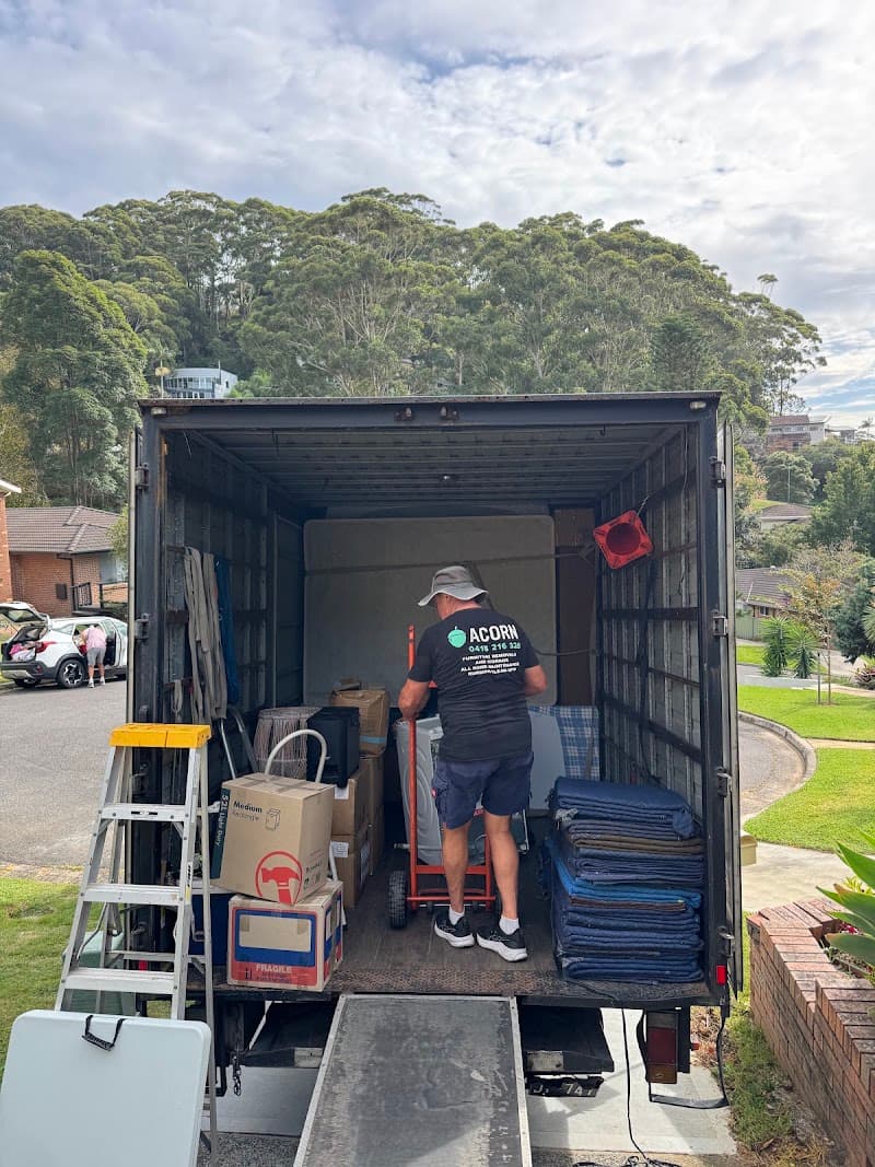 Acorn Furniture Removals removalist work in Lake Munmorah