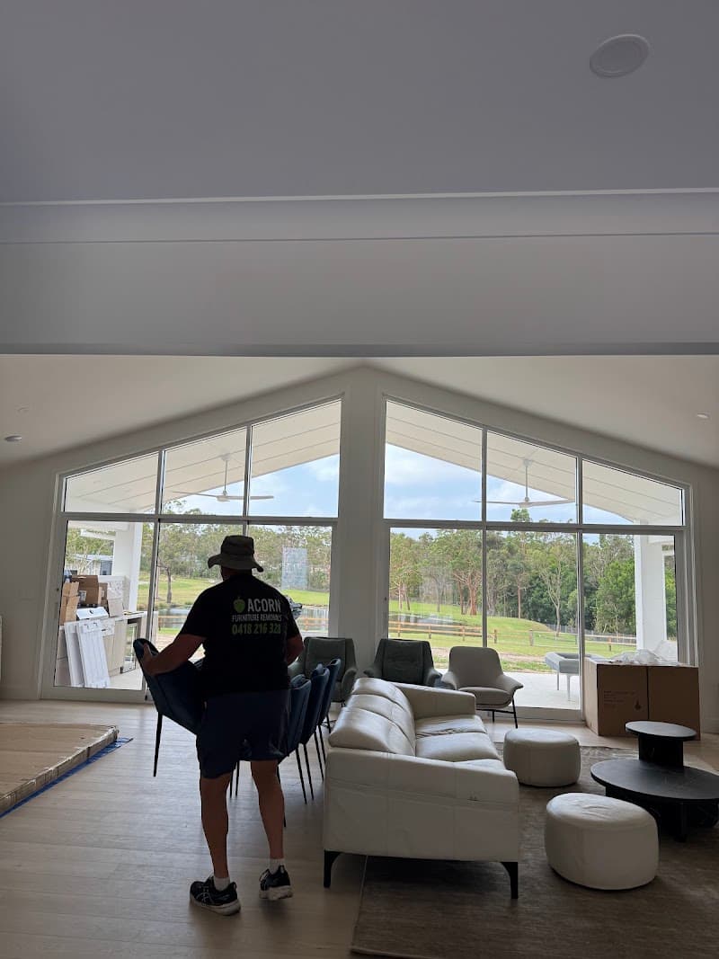 Acorn Furniture Removals removalist work in Lake Munmorah