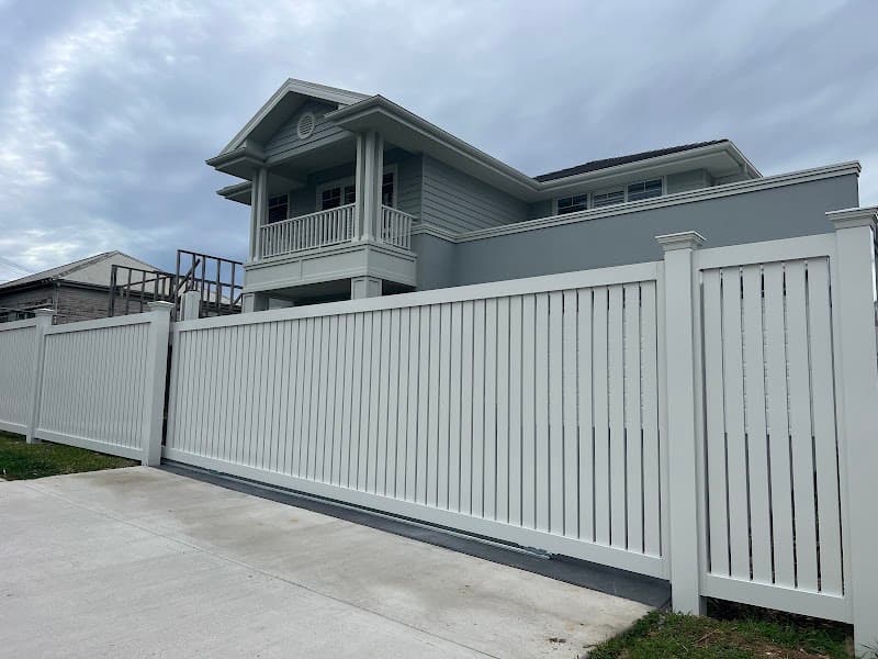 Addison Fencing and Gates fencing work in Claremont Meadows