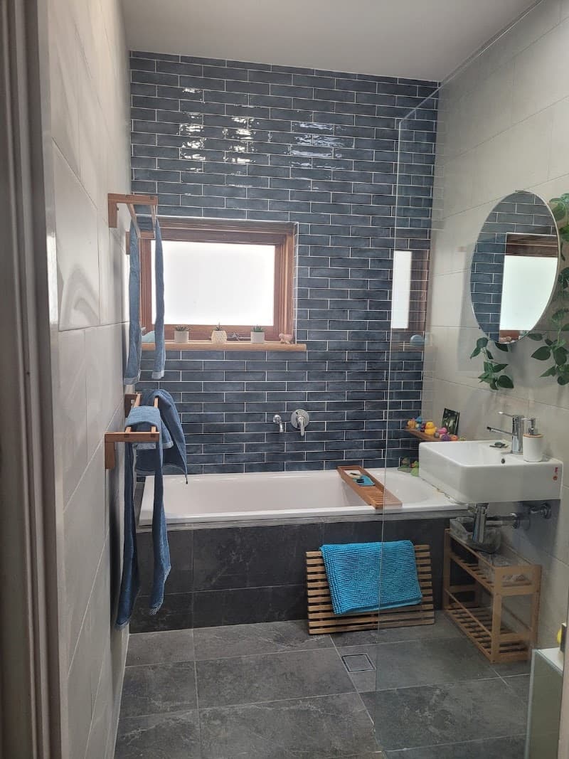 Adelaide Bathroom Projects bathroom renovation work in Broadview