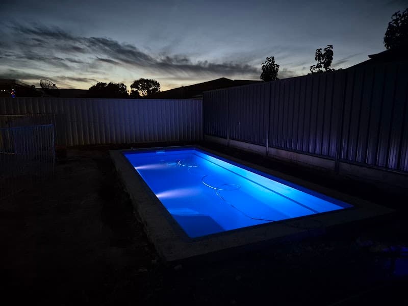 ADELAIDE FIBREGLASS POOLS pool builder work in Kingswood