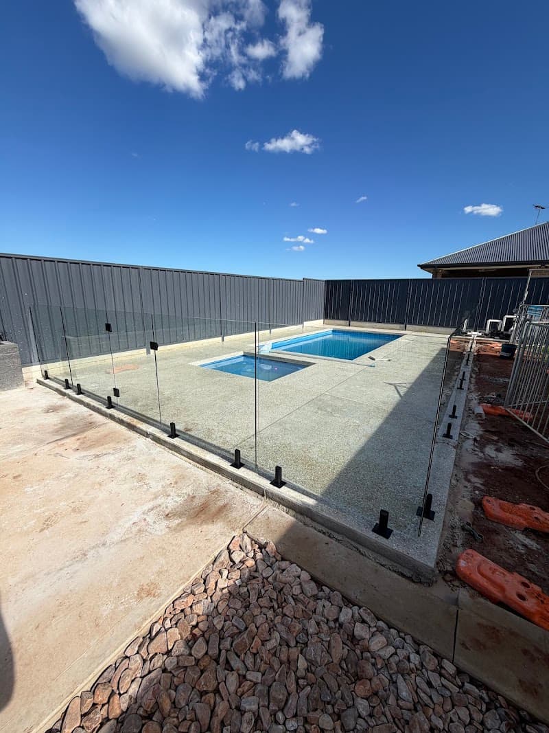 Adelaide Pool Glass fencing work in Walkerville