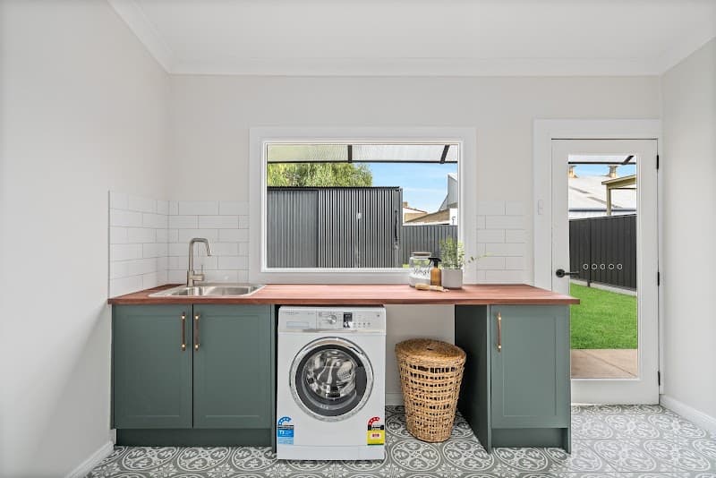 Adelaide Sure Fix carpentry work in Wingfield