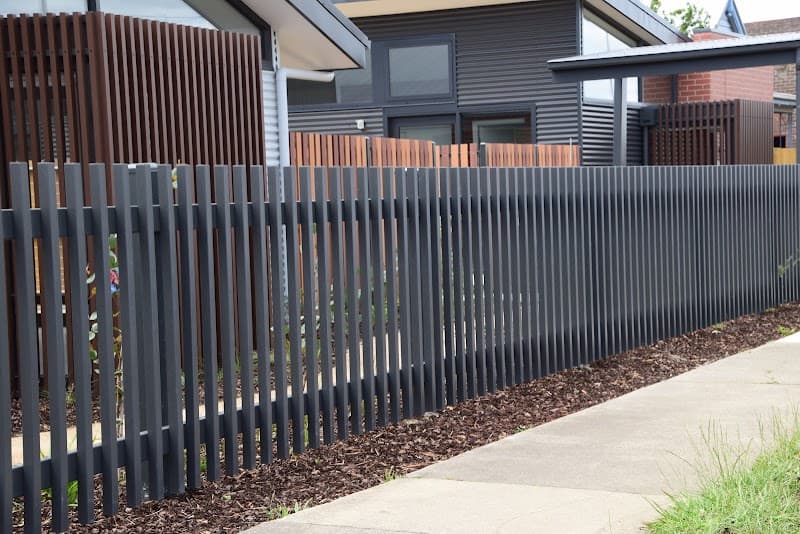 Adroit Fencing fencing work in Delacombe