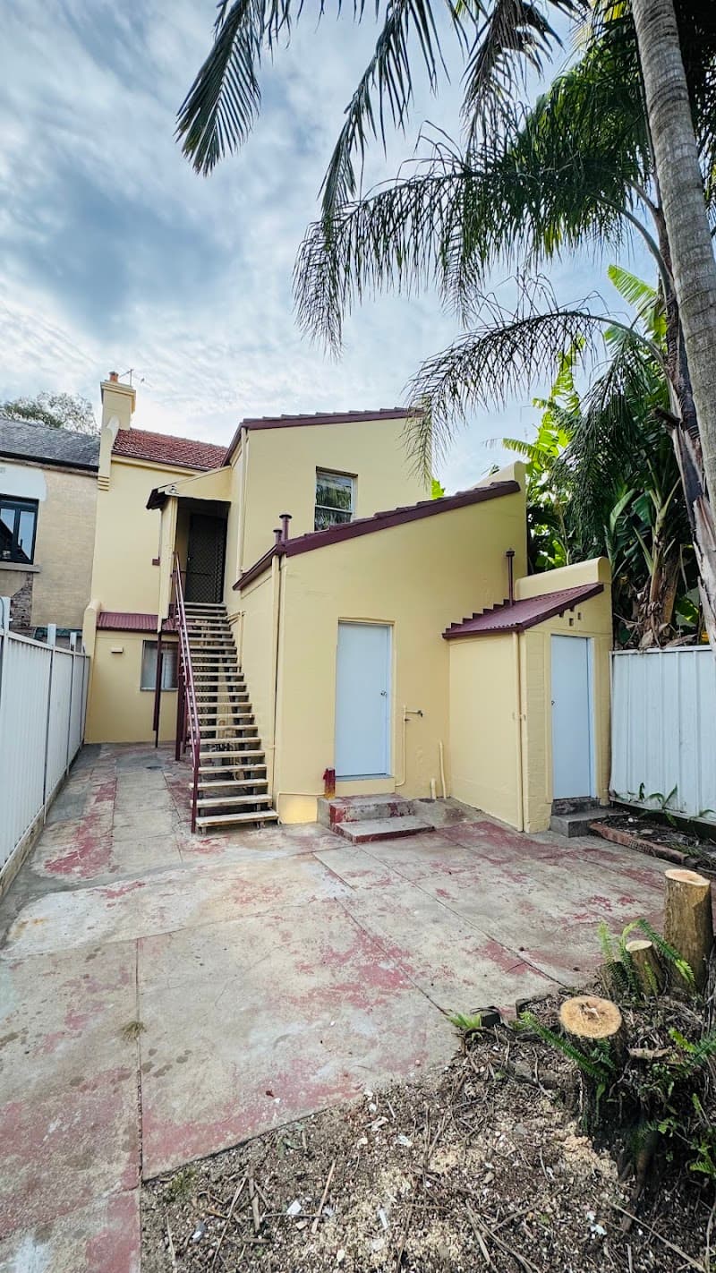 Advance Painting & Decorating painter work in Parramatta