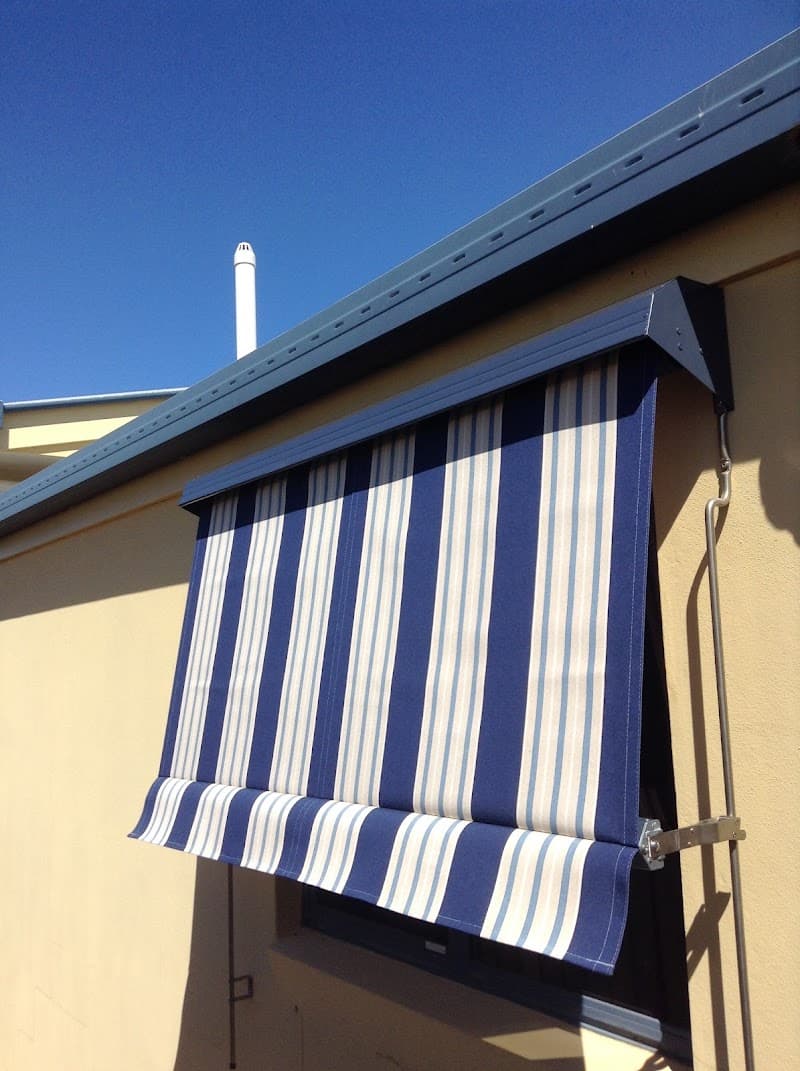 Advantage Screens & Blinds curtains & blinds work in Bundaberg East