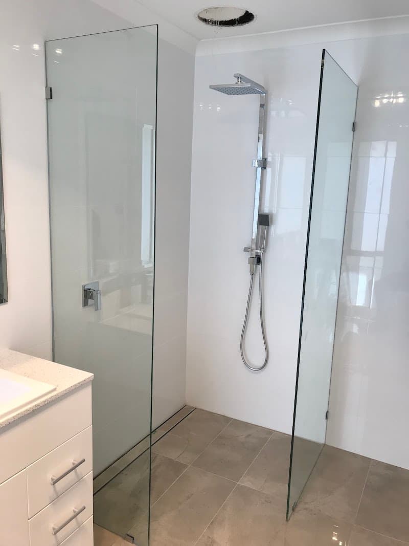 Affordable Glass glass & glazier work in Caversham