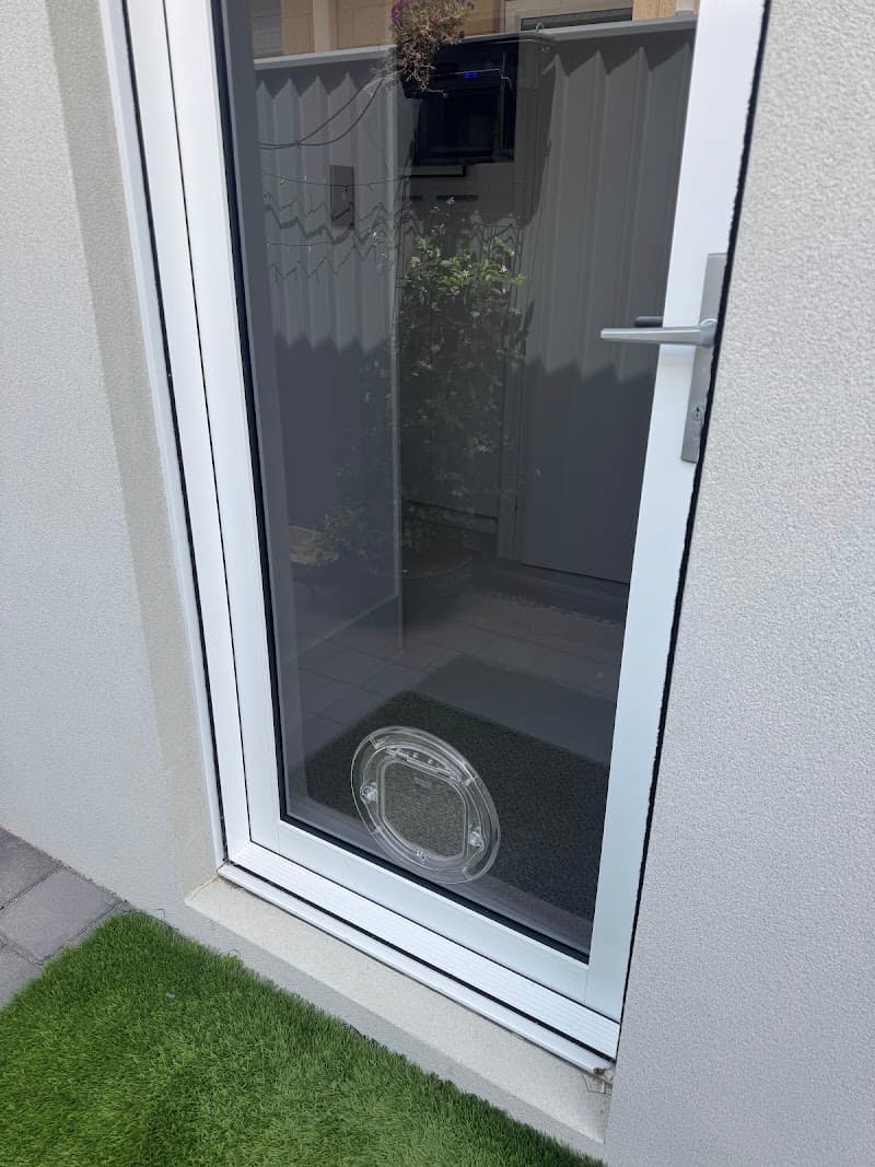 Affordable Glass glass & glazier work in Caversham