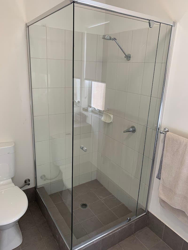 Affordable Glass glass & glazier work in Caversham
