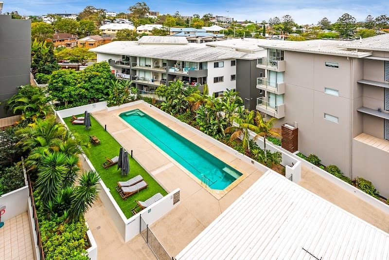 Affordable Pool Service pool maintenance work in Brisbane City