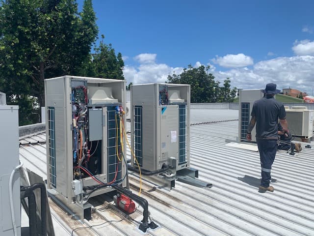Air Conditioning Gold Coast l Asset Aircon & Elec air conditioning work in Carrara