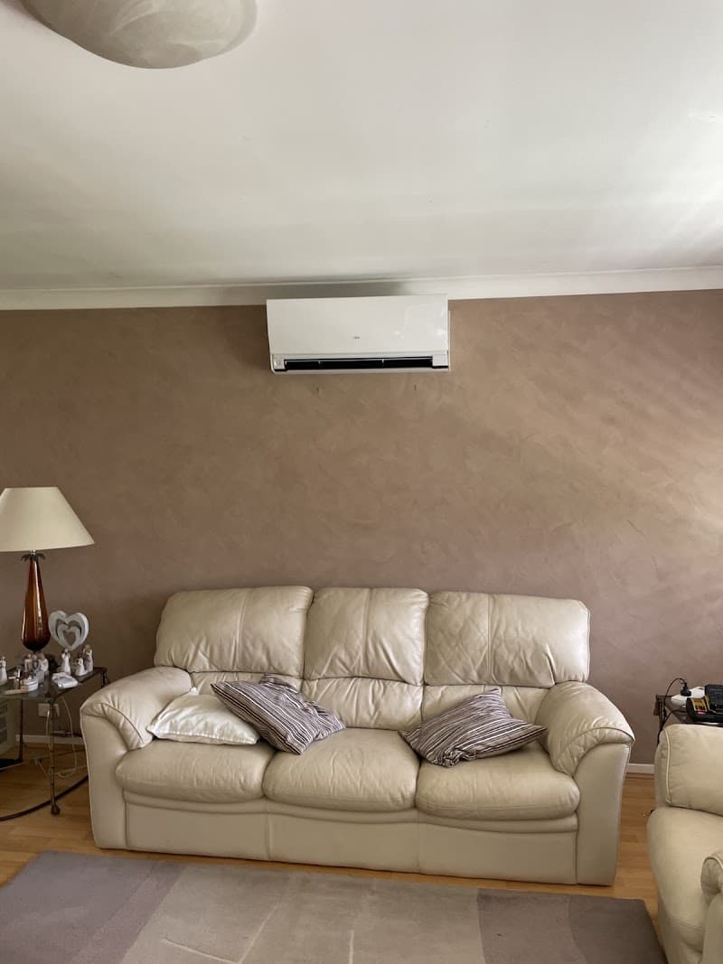 Air Conditioning Installers air conditioning work in Condell Park