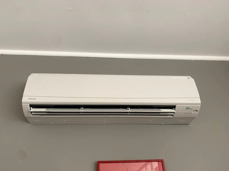 Air Conditioning Installers air conditioning work in Condell Park