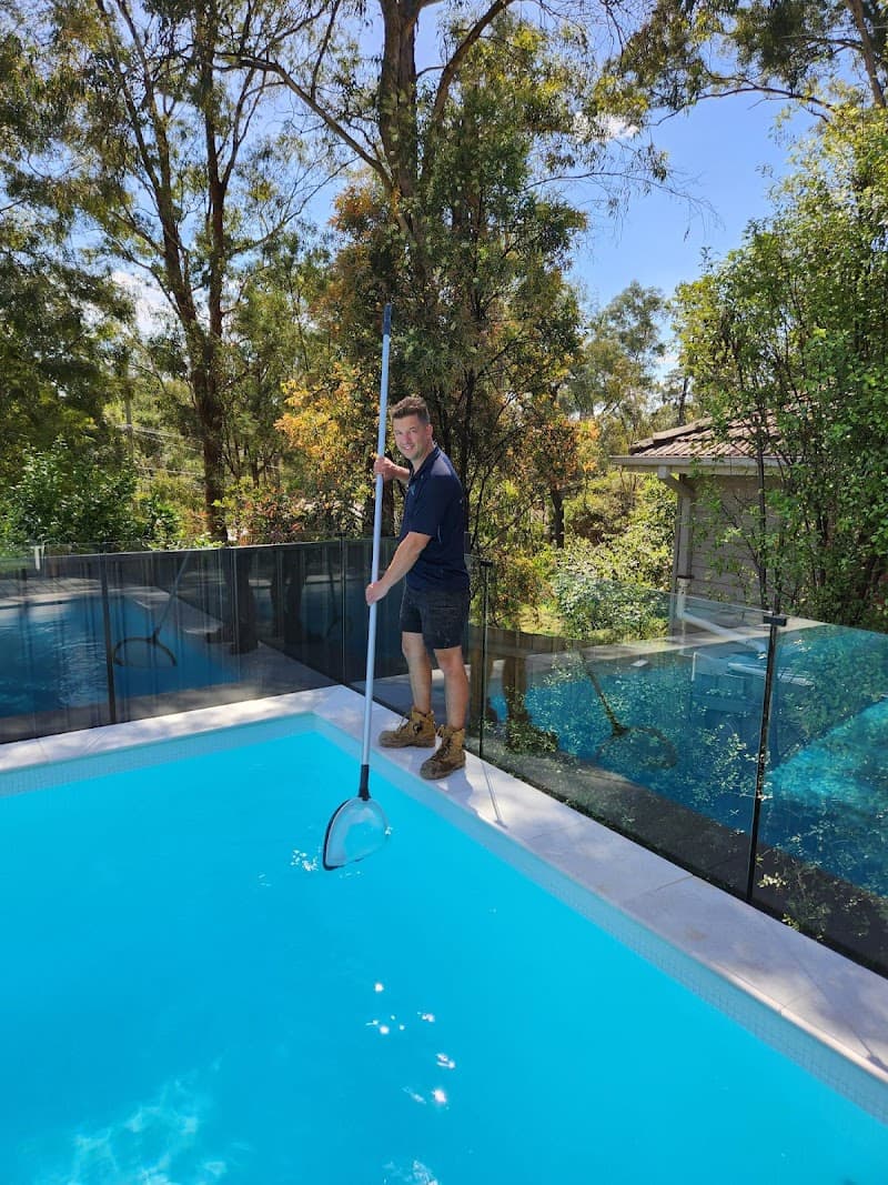 AJ Pool Service pool maintenance work in Knoxfield
