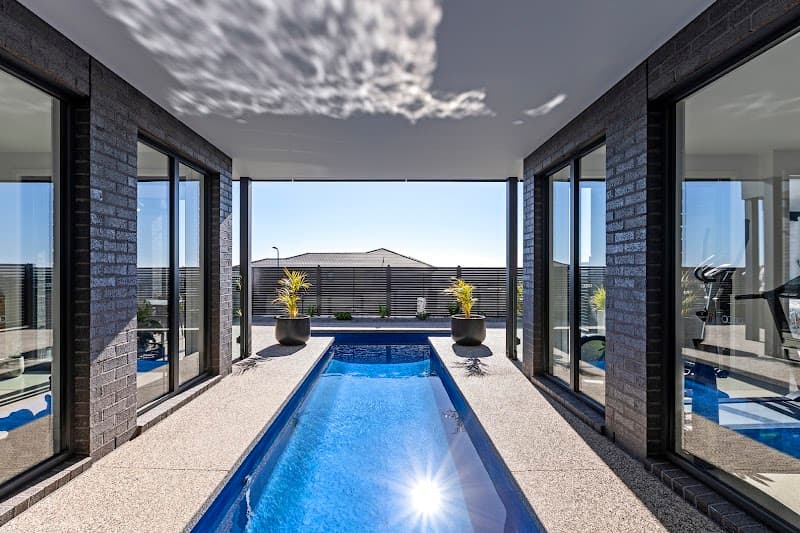 Albatross Pools Dandenong pool builder work in Dandenong