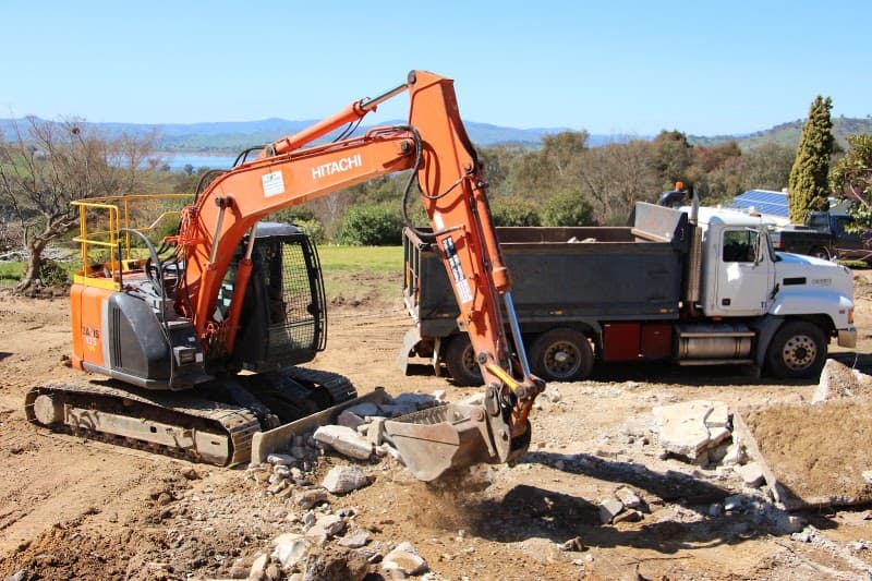 Albury Demolitions asbestos removal work in Lavington