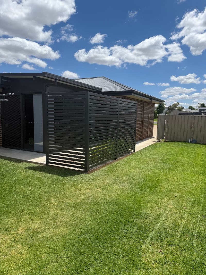 Albury Superior Screens fencing work in Lavington